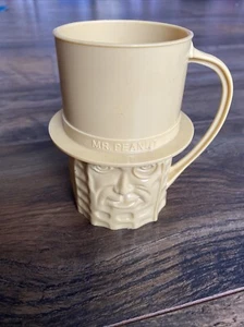 Vintage Mr. Peanut Plastic Cup  Beige Planters Advertising Mugs USA made - Picture 1 of 5