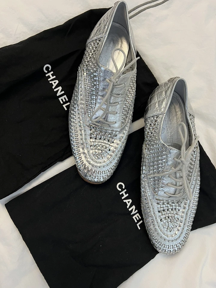CHANEL Authentic,Worn Once Size 38 Silver Leather Shoes Made In Italy - Image 1 of 4