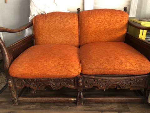 Antique live seat. Feudel oak Cover