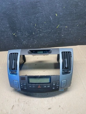 2009 to 2010 Hyundai Sonata Center Radio Climate Control Air Vent Bezel R8818 DG - Image 1 of 4