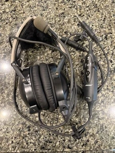 Bose X Aviation A10 Dual GA Plugs Headset AHX-32-01 - Picture 1 of 7