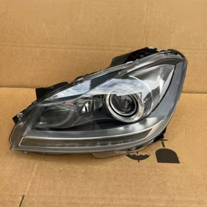 Faro xenón izquierdo mercedes-benz w204 c250 c300 c350 c63 2012-2015 a2048204739 - Imagen 1 de 7
