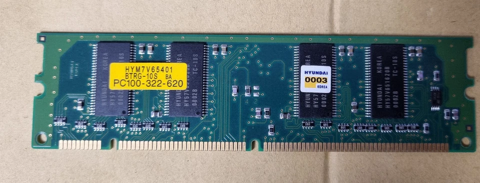 HYUNDAI 32MB PC-100-322-620 HYM7V65401 Memory RAM  - Image 1 of 1