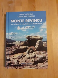 Le Monte Revincu (+ DVD): An den Ursprüngen des Megalithismus im Mittelmeer - Coll. - Bild 1 von 2