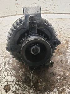 Alternador 4 cilindros compatible 03-06 ELEMENT 1361029 - Imagen 1 de 9