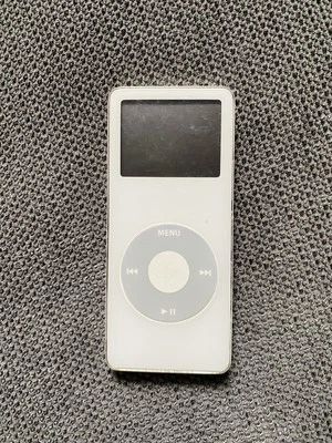 Apple iPod nano 1. Generation Weiß (4GB) - Bild 1 von 2