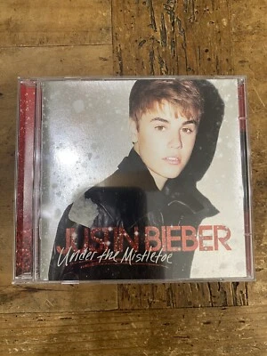 Justin Bieber Under The Mistletoe Deluxe Album Foto 1 de 4