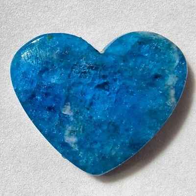 Piedra preciosa cabujón corazón apatita azul natural 56 quilates para joyería 28,9 X 36 mm 14 Foto 1 de 3
