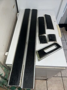 81-93 Dodge Ram Truck D150 D250  Side Trim Molding Trim Molding Pieces - Picture 1 of 2