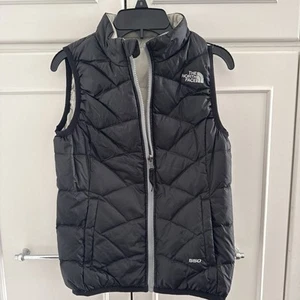The North Face 550 Goose Down Puffer Vest Boys/unisex  Size Medium 10-12 Black - Picture 1 of 20