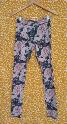 Abercrombie & Fitch Mujer Pastel Cottagecore Estampado Floral Leggings Talla Pequeña Foto 1 de 3