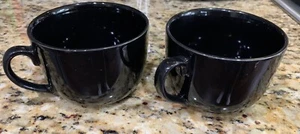 2 tazas negras de artículos para el hogar Singerature. Tiene capacidad para 2,5 tazas cada una. - Imagen 1 de 3