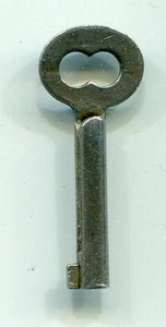 Skeleton Barrel Key - Antique Furniture Locks and Doors - 1 1/2" - Picture 1 of 3
