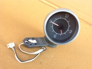 SMART FORTWO 450 COUPE FRONT DASHBOARD DASH CLOCK WATCH POD 98-07 0010133V001 - Picture 1 of 3
