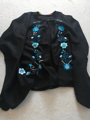 Embroidery Baby Alpaca Wool Poncho Cape Wrap Shawl Coat Handmade New All Seasons - Image 1 of 4