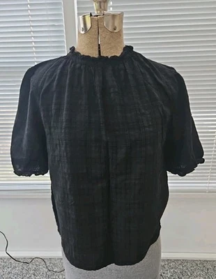Blusa Top Universal Thread Mujer PEQUEÑA Cuello Alto Seersucker Manga Corta NEGRA Foto 1 de 4