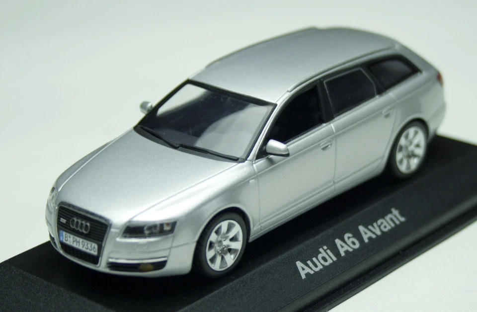 Audi A6 Avant 3.2 quattro C6 Bj. 2004-2008, Metallo Argentato, MINICHAMPS M.1 : - Immagine 1 di 4