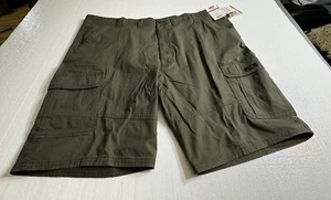 Wrangler pantaloncino cargo uomo elasticizzato taglia 46 polveroso oliva ripstop - Foto 1 di 4