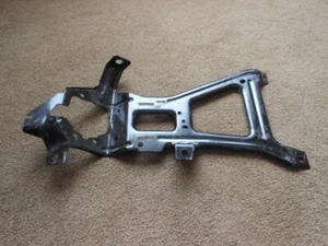 15 16 17 18 RAM Rebel 1500 left front bumper fog light bracket 2015 2016  2018 - Bild 1 von 3