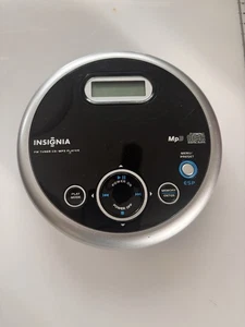 Insignia Portable CD Player with FM Tuner Model NS-P5113 MP3 Playback Tested - Picture 1 of 10