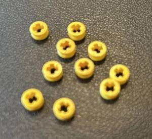 LEGO Lot of 10 Yellow Technic Bush 1/2 Smooth Round Parts 4265c - Picture 1 of 1