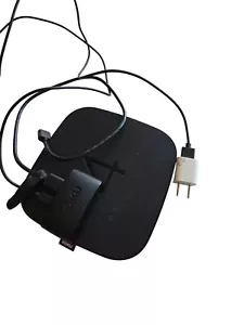 Roku 4 Streaming Player With Power Adapter & Cables Model 4400X Black HD - Picture 1 of 17