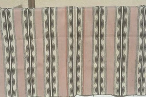 Vintage Large Navajo Handwoven Crystal Pattern Rug 65.5" x 49.5" - Picture 1 of 12