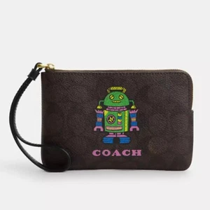 NWT Coach Corner Zip Wristlet/Wallet-Logo Printed Pebble Leather w/ Robot Design - Picture 1 of 6