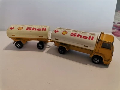 Camion FORD Shell Majorette  CISTERNA + RIMORCHIO MODELLO SCALA 1/66 SERIE 1:100 - Immagine 1 di 4