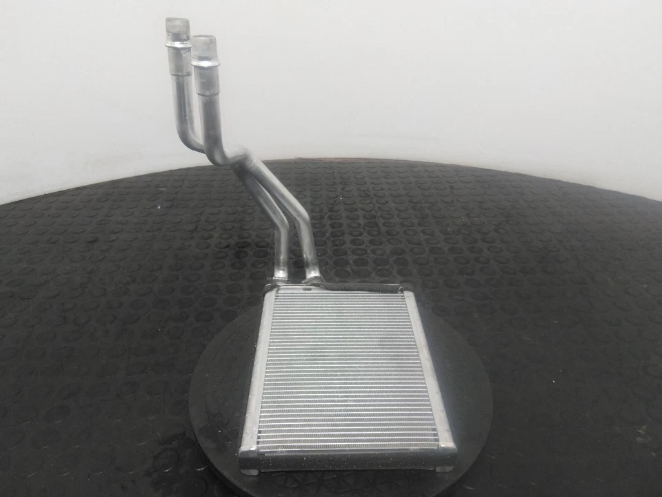 PEUGEOT 2008 matriz de calefacción/radiador/núcleo 2019-2023 7015011030 Foto 1 de 4