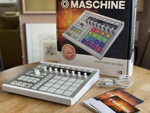 Native Instruments Maschine Mk2 White Edition – Top Zustand - Bild 1 von 7
