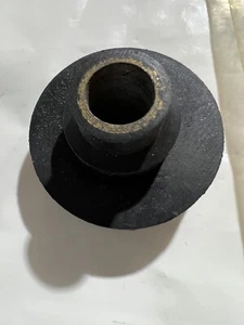 POLARIS OEM/NOS SNOWMOBILE - 5411686 - MOUNT-ENGINE RUBBER,TOP - Picture 1 of 5