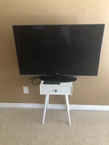 Lg Tv With Stand - Picture 1 of 1