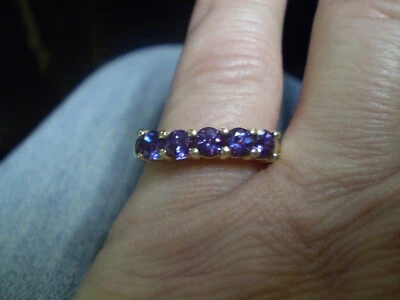 14K Yellow Gold Ladies 5 Alexandrite Row Ring         5.3 grams    - Image 1 of 4