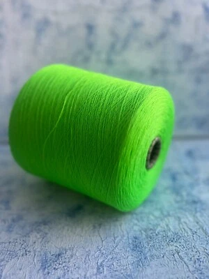 Green Fluo  100% merino fine Lace Yarn, Cashwool 2/30, per 100g (3.52oz) - Image 1 of 4