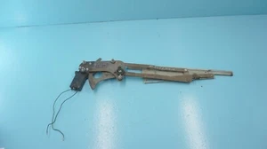 MERCEDES-BENZ  W114 COUPE  250C  280C , FRONT RIGHT SIDE WINDOW REGULATOR MOTOR - Picture 1 of 18