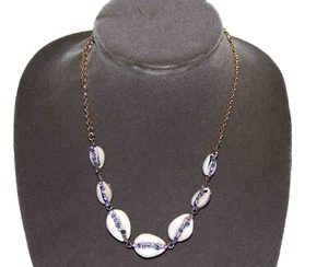 Betsey Johnson Cowie Shell & Rhinestone Necklace NEW - Picture 1 of 2