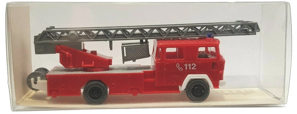 1:87 Scale Wiking 62024 Magirus DLK30 Turntable Ladder - Feuerwehr - MIB - Image 1 of 1