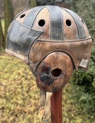 Vintage Adult Antique leather Reach 28 Wing Leather football Suspension Helmet - Image 1 of 4