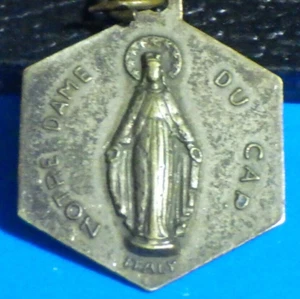Vintage Saint St Christopher Religious Medallion Pendant Notre Dame Du Cap - Picture 1 of 3