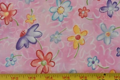 Margaritas 32" de largo, azul dorado púrpura y rojo en algodón rosa, Kaufman/Sampou, P6417 Foto 1 de 4