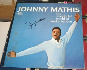 JOHNNY MATHIS Musical Icon SIGNED 1964 WONDERFUL WORLD OF MAKE BELIEVE ALBUM JSA - Picture 1 of 3