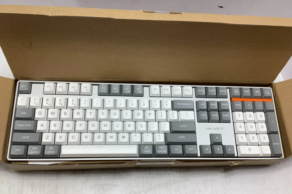 UKVEY K108 M226 Combo 104 Key Wireless Keyboard and Mouse Set - Image 1 of 4