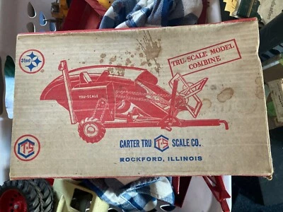 VTG Carter Tru Scale Combine 1:16 Metal Farm Toy in original box C-406 Red - Image 1 of 4
