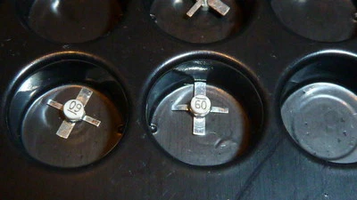 5PCS MINI CIRCUIT PAT-9 Miniature Fixed Attenuator 50Ω 1W 9dB DC to 7000 MHz SMT - Image 1 of 4