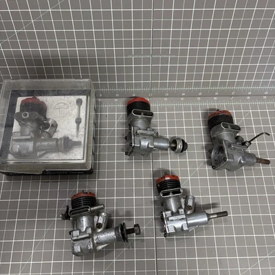 Vintage Model Airplane Engine, Control Line Model Airplane Engine McCoy Lot - Image 1 of 4