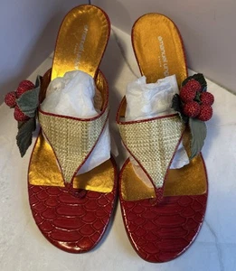 VTG Emanuel Ungaro Sandals Thong Kitten Heel Raspberry 9 Paris NWOB (UP) - Picture 1 of 23