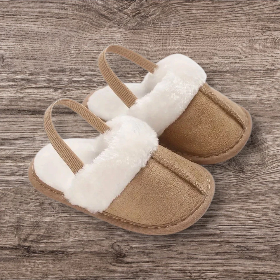 BN - Adorables pantuflas para niños pequeños talla CN 21 = US 4 Foto 1 de 1