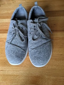 Toms grau Canvas Freizeit Schnürschuhe Turnschuhe Komfort Wanderschuhe Größe 8,5 - Bild 1 von 10