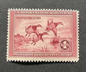 WTDstamps - #RW2 1935 - US Federal Duck Stamp - Mint H - Picture 1 of 2